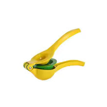 Le presse agrumes manuel robuste modèle double présenté sur fond blanc pour les citrons verts et les petits citrons jaunes