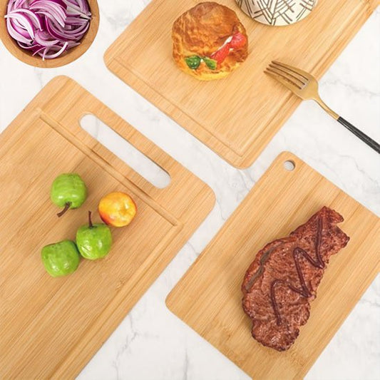 Planche à découper BambouCut démontrant les trois formats disponibles