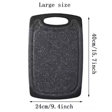 Planche à découper de grande taille affichant les mesures