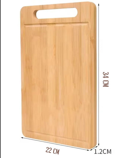 Planche à découper BambouCut de grande taille montrant les grandeurs approximatives