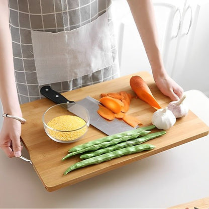 Planche à découper DécoCut premium en bambou servant au transport des aliments à préparer