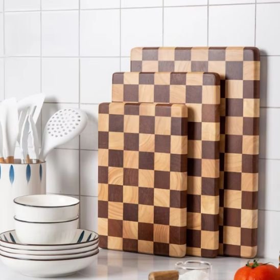 Planches à découper en bois Damier Premium présenté en trio